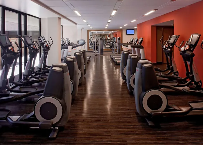 Hyatt Regency Downtown 4*