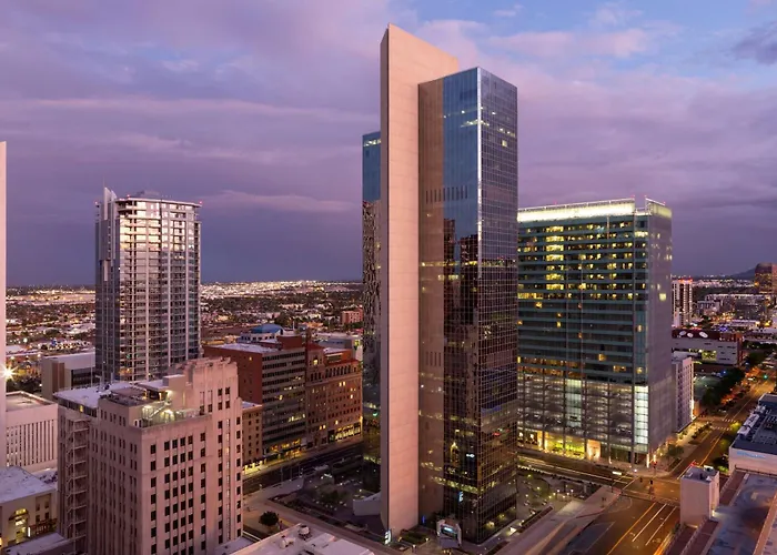 Hyatt Regency Downtown 4*